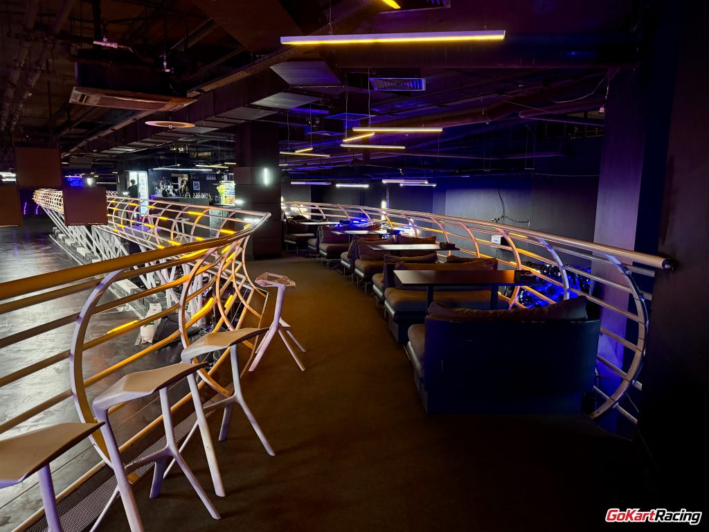 Кафе на втором этаже тимати картинга